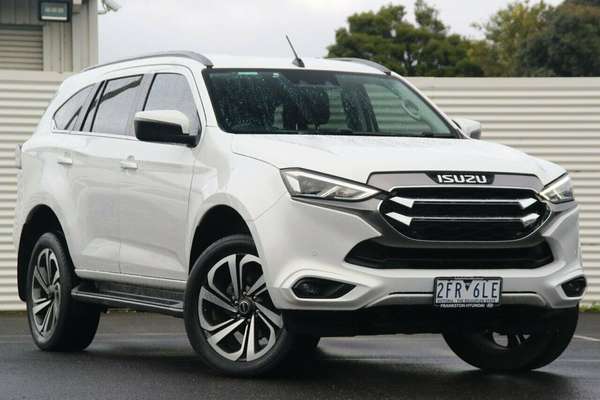 2022 Isuzu MU-X LS-T