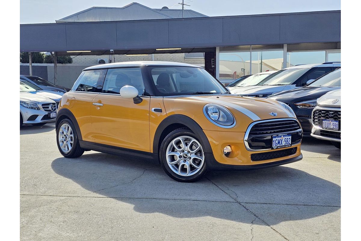 2018 MINI Hatch Cooper F56