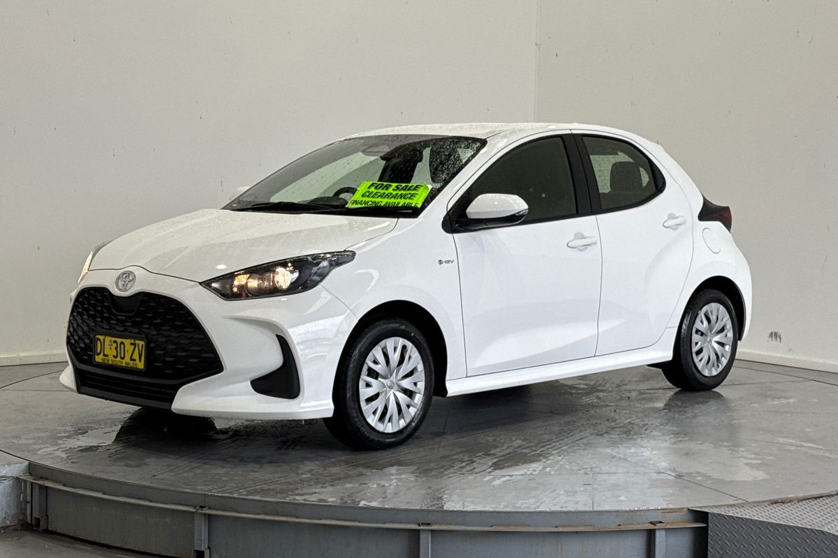 2024 Toyota Yaris ASCENT SPORT HYBRID MXPH10R