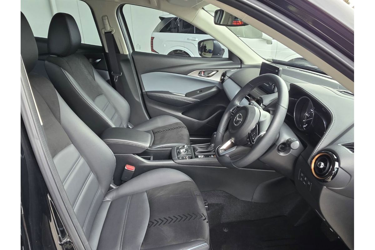 2024 Mazda CX-3 G20 Touring SP DK image 13