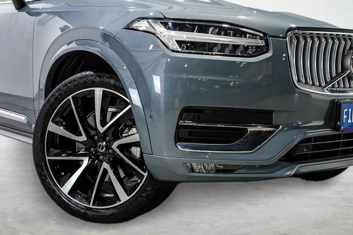 2023 Volvo XC90 Ultimate B6 Dark