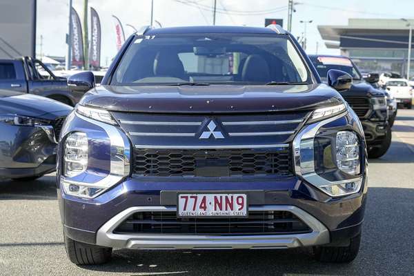 2025 Mitsubishi Outlander Exceed ZM thumb-2