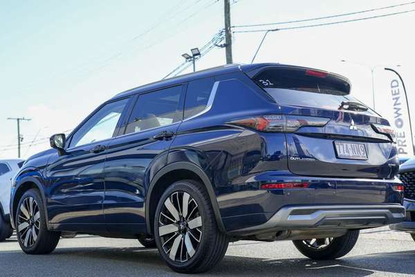 2025 Mitsubishi Outlander Exceed ZM thumb-5