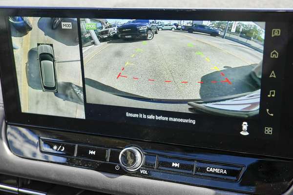 2025 Mitsubishi Outlander Exceed ZM thumb-11