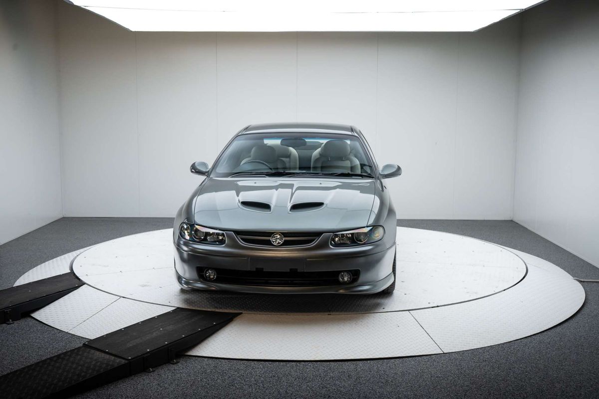 2003 Holden Monaro CV8 R V2 Series II