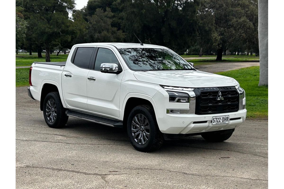2025 Mitsubishi Triton GLS MV 4X4