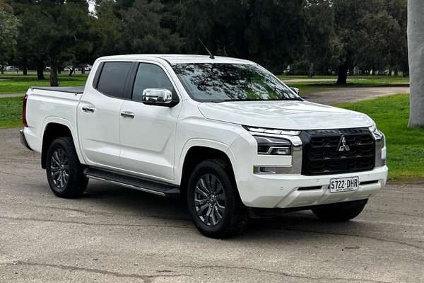 2025 Mitsubishi Triton GLS MV 4X4