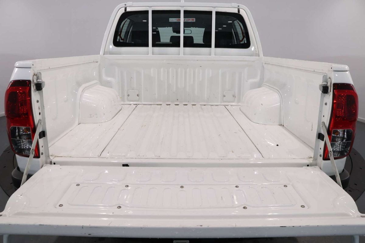 2022 Toyota Hilux Workmate TGN121R Rear Wheel Drive