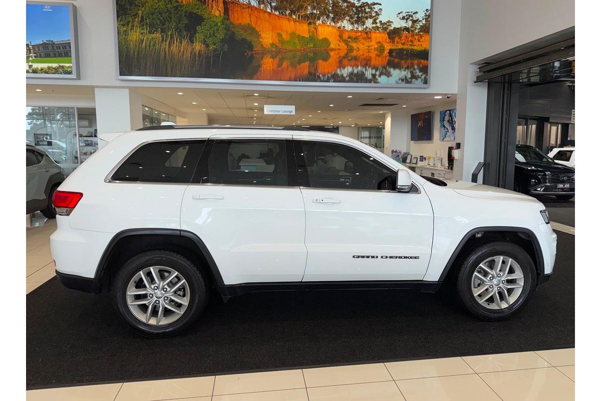 2019 Jeep Grand Cherokee Laredo WK