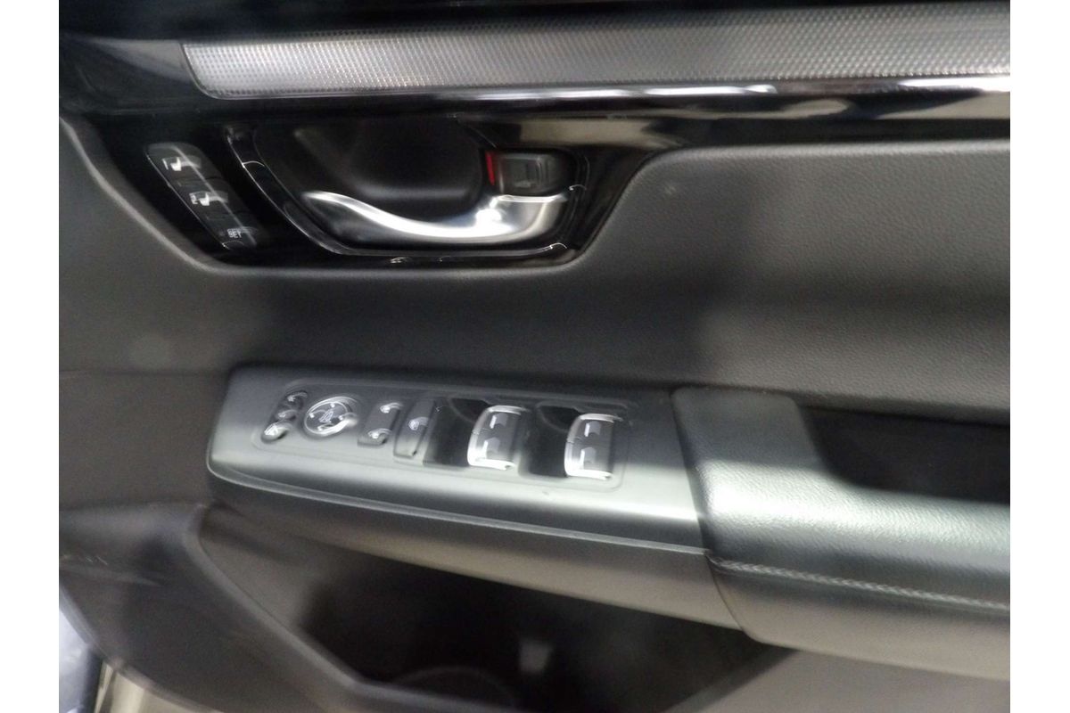 2025 Honda CR-V VTi L RS image 2
