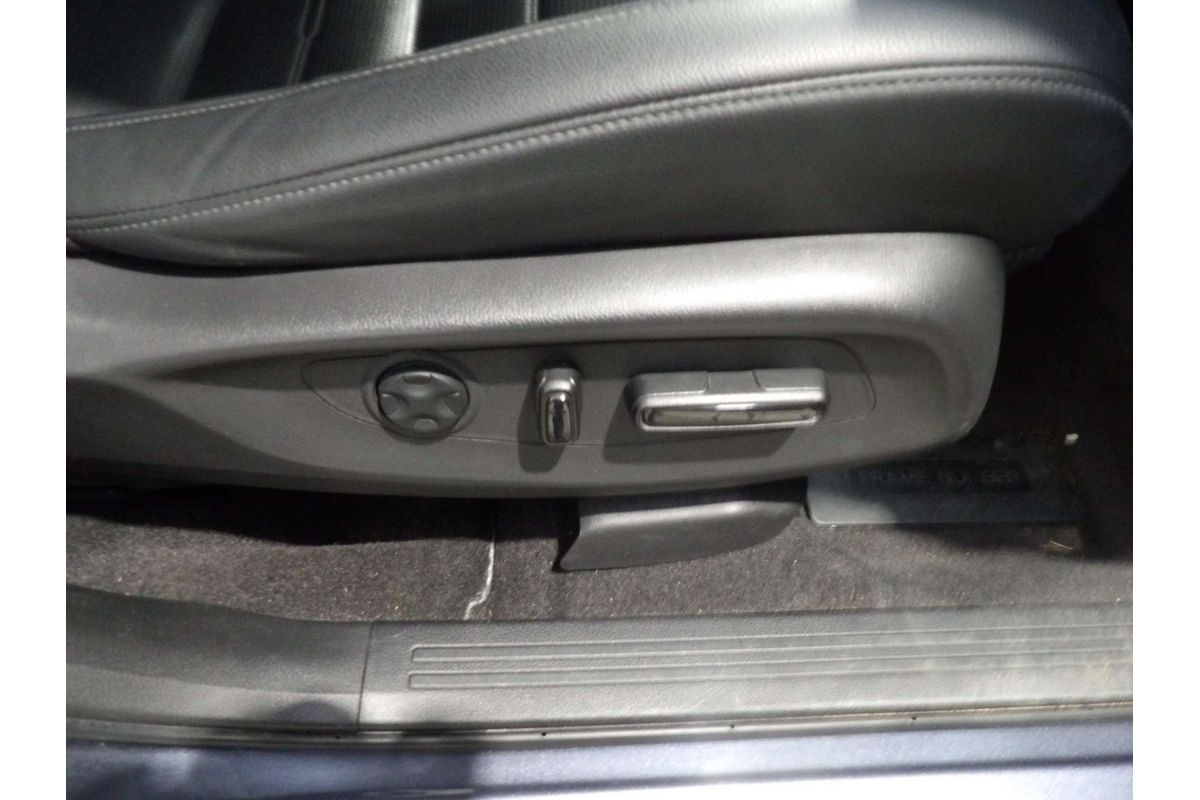 2025 Honda CR-V VTi L RS image 3