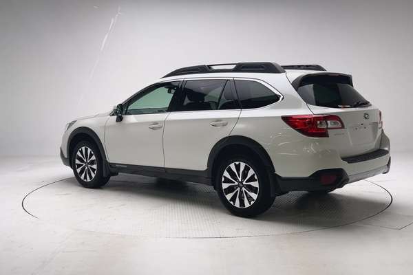 2017 Subaru Outback 2.5i Premium 5GEN thumb-5
