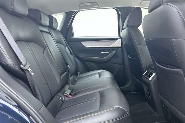 2025 Mazda CX-60 P50e Evolve KH Series thumb-11