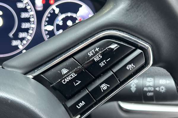 2025 Mazda CX-60 P50e Evolve KH Series thumb-16