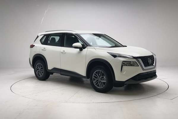 2024 Nissan X-TRAIL ST T33 thumb-1