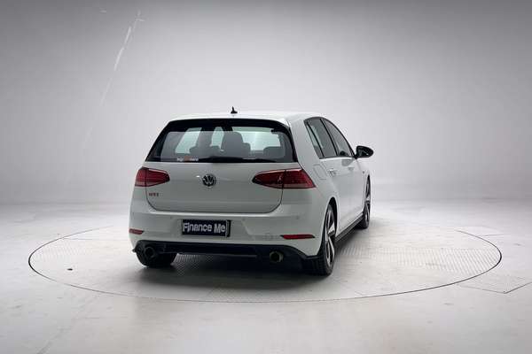 2019 Volkswagen Golf GTI 7.5 thumb-6