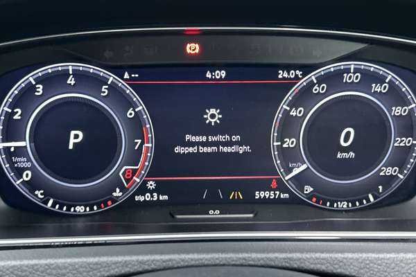 2019 Volkswagen Golf GTI 7.5 thumb-13
