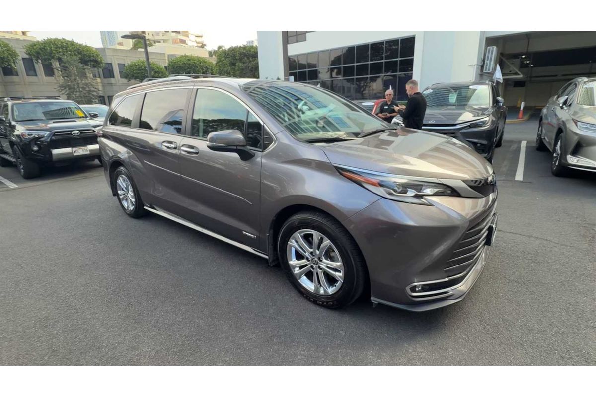 2021 Toyota SIENNA Platinum