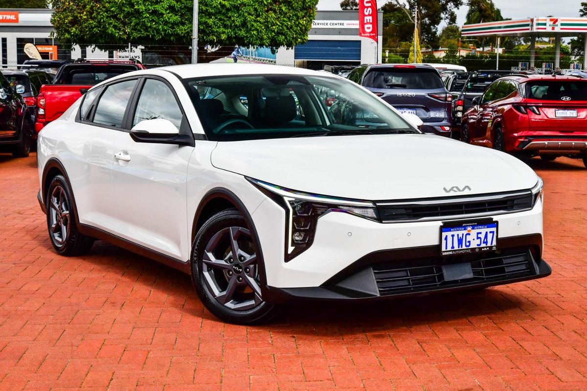 2025 Kia K4 S CL4m