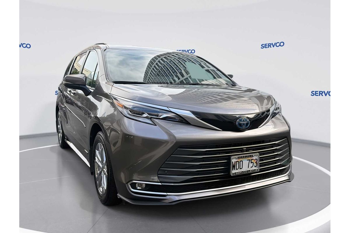 2021 Toyota SIENNA Platinum