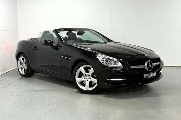 2011 Mercedes-Benz SLK-Class SLK250 BlueEFFICIENCY R172