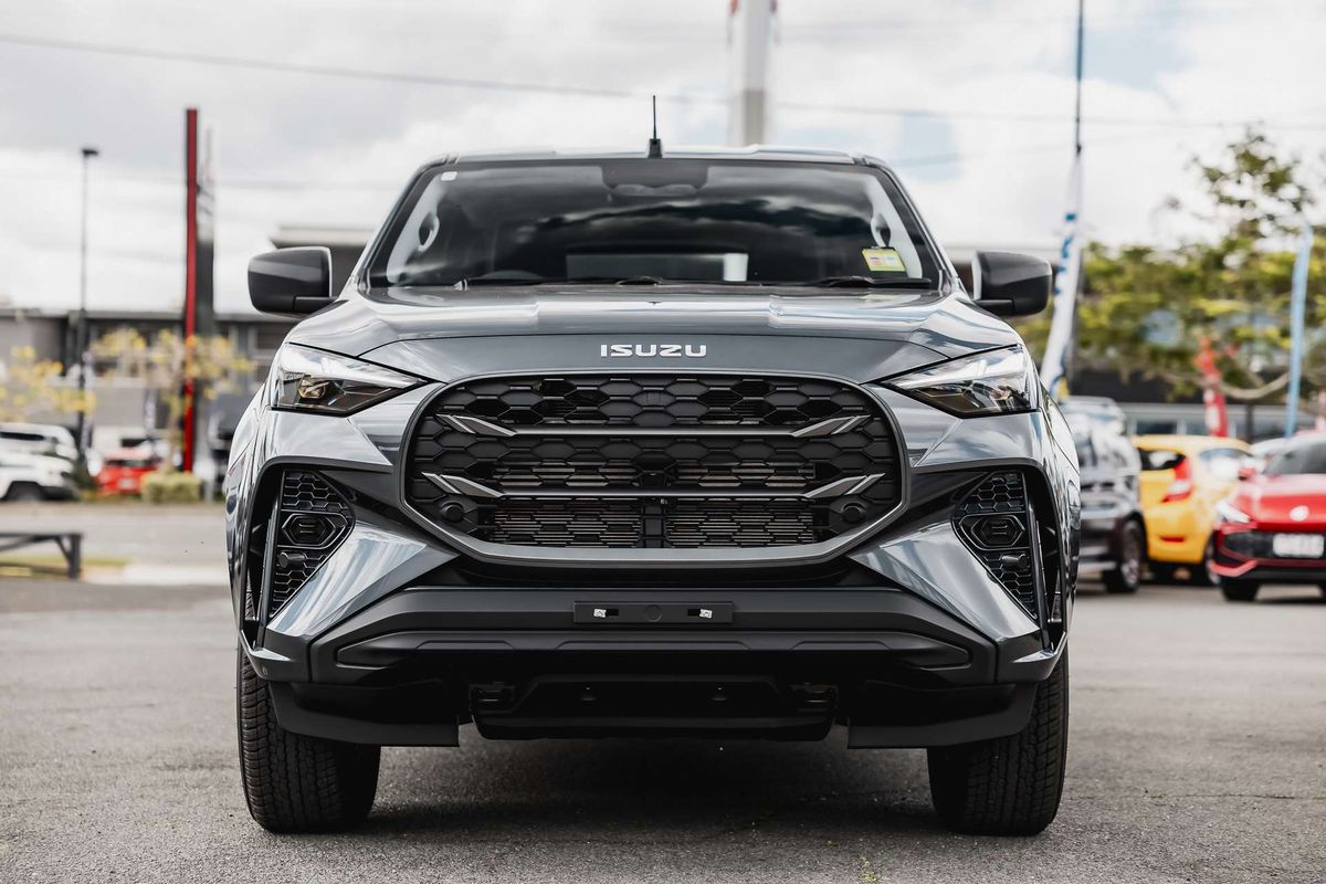 2026 Isuzu MU-X LS-M