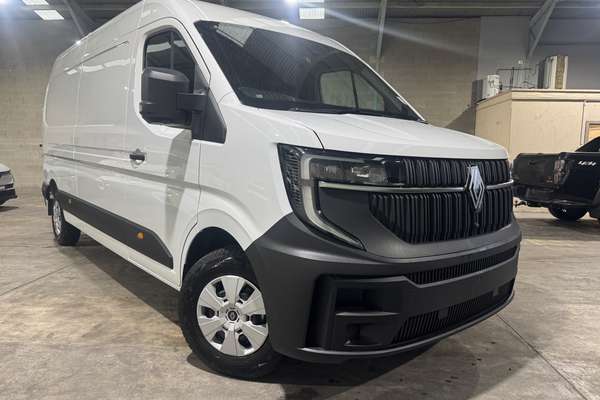 2026 Renault Master XDD LWB Mid Roof