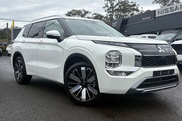 2026 Mitsubishi Outlander Exceed ZM