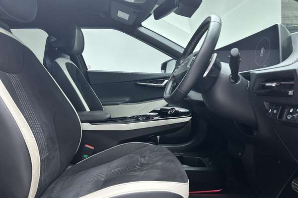 2023 Kia EV6 GT-Line CV thumb-12