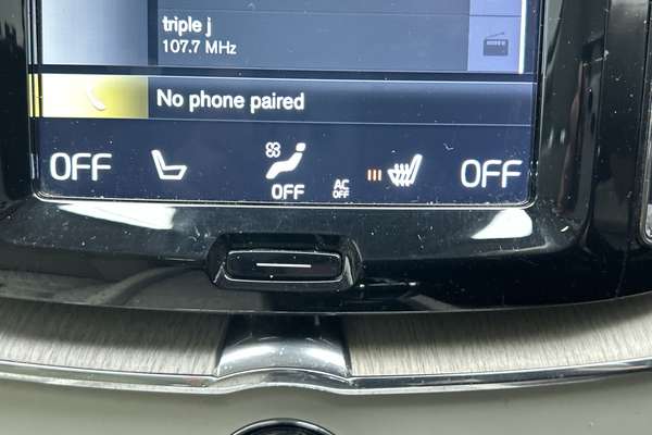 2020 Volvo XC60 T5 Inscription thumb-17