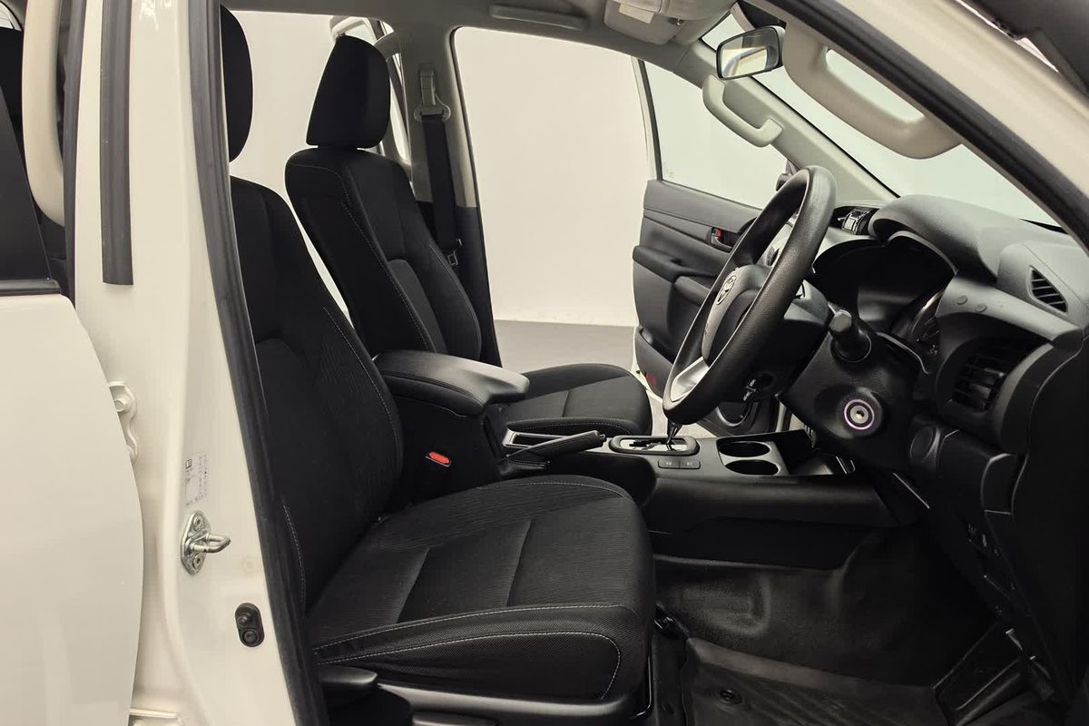 2021 Toyota Hilux SR GUN126R 4X4