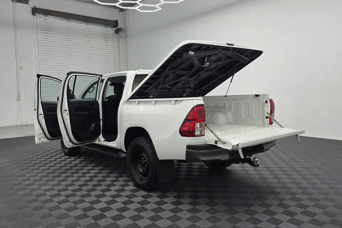 2021 Toyota Hilux SR GUN126R 4X4
