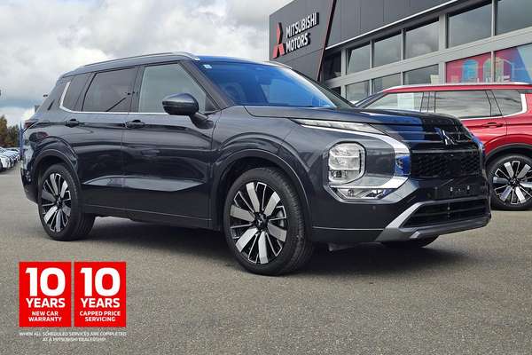 2025 Mitsubishi Outlander Exceed ZM