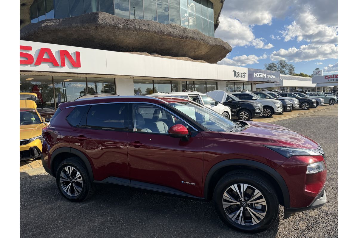 2025 Nissan X-TRAIL ST-L e-POWER T33