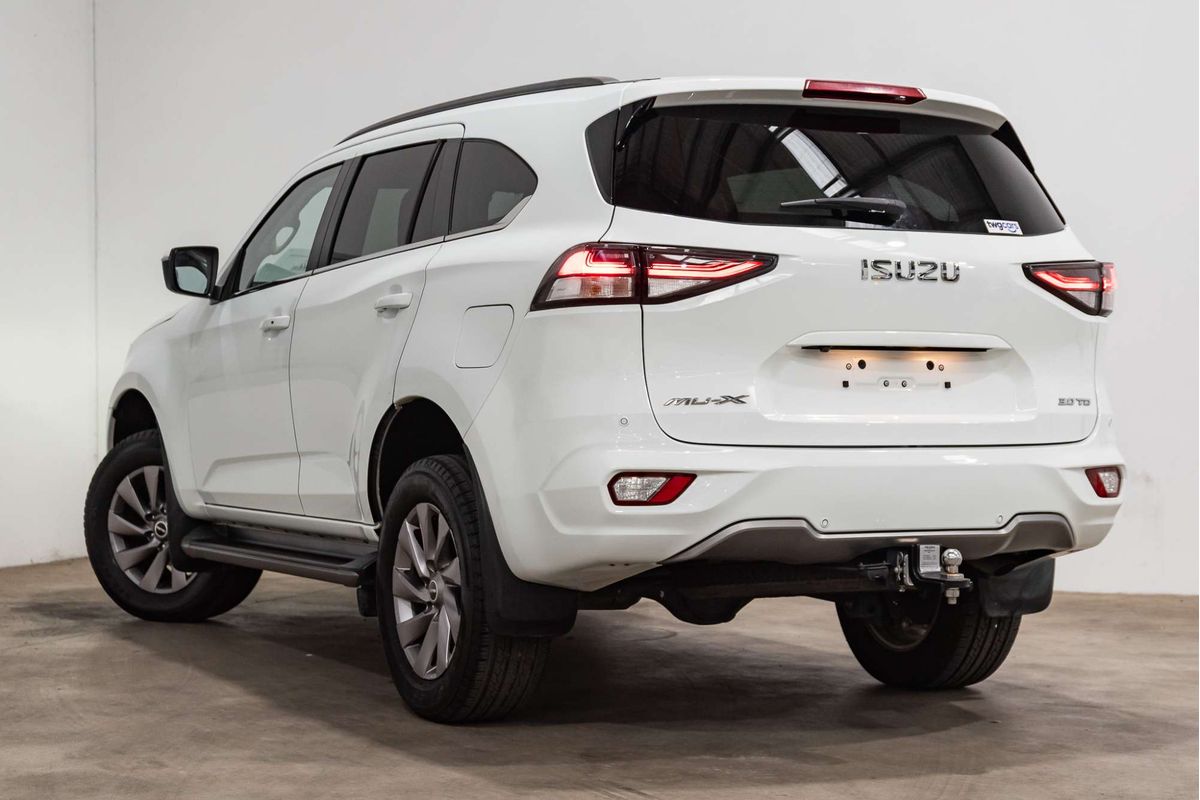 2021 Isuzu MU-X LS-U
