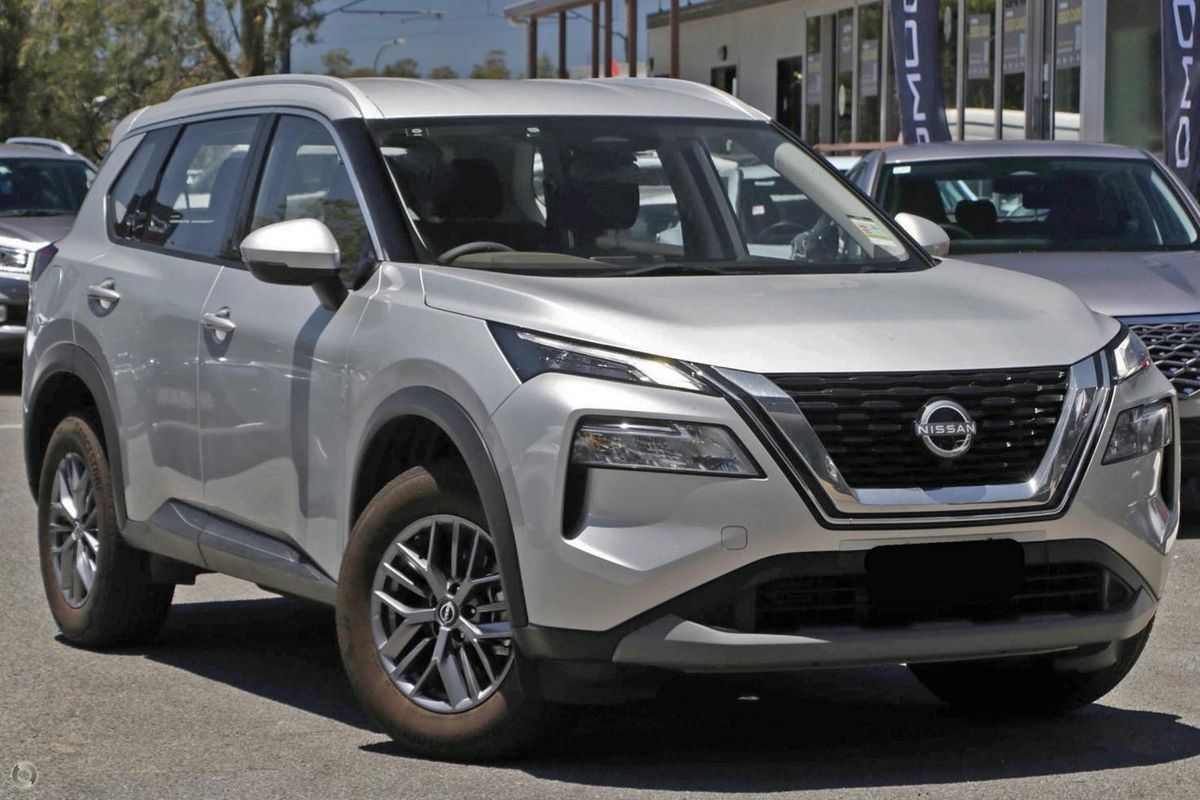 2025 Nissan X-TRAIL ST T33