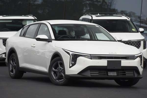 2025 Kia K4 S CL4m