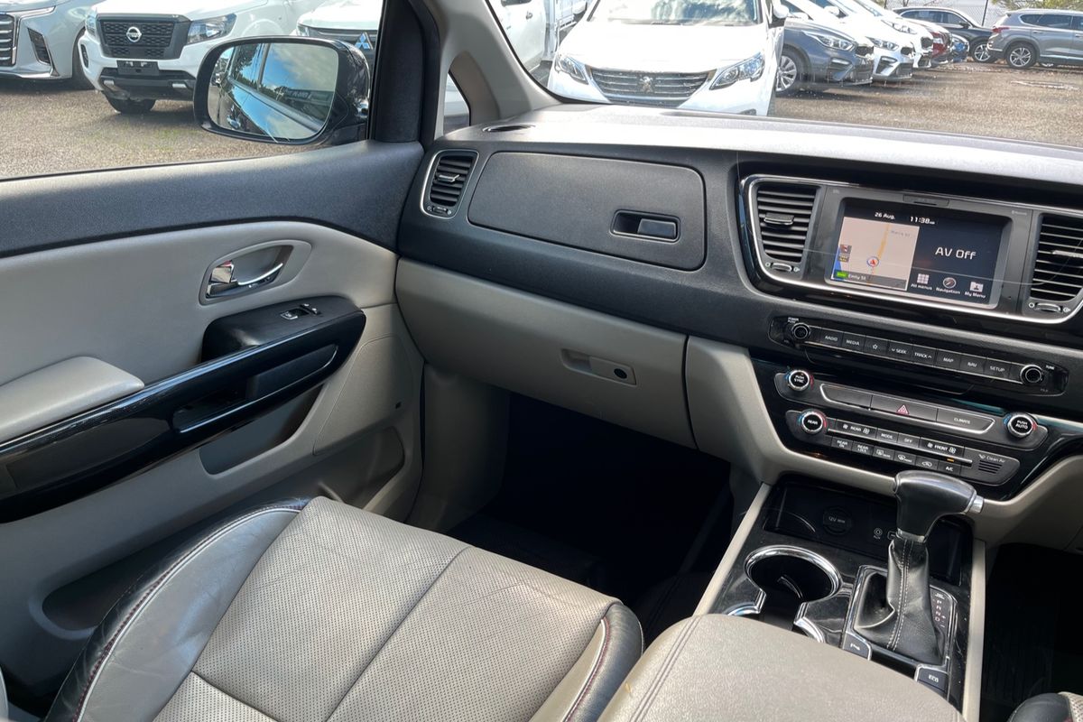 2018 Kia Carnival SLi YP