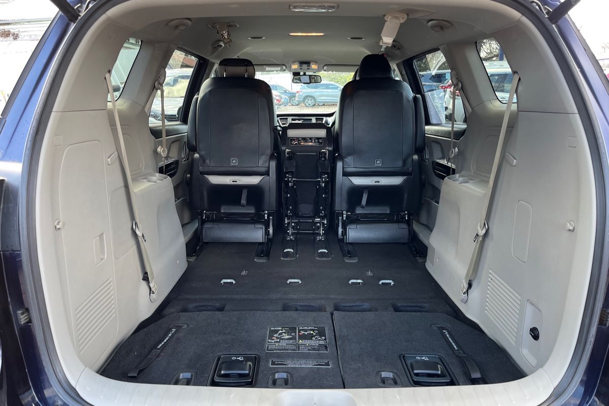 2018 Kia Carnival SLi YP