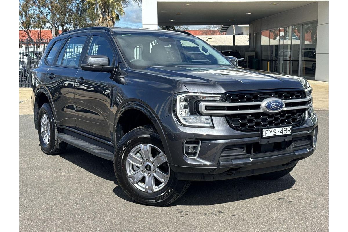 2025 Ford Everest Ambiente 2.0L