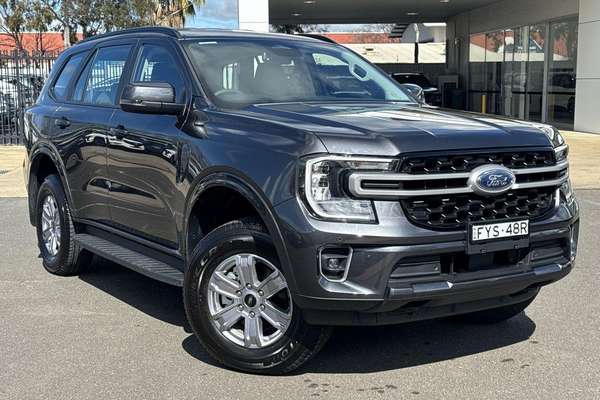 2025 Ford Everest Ambiente 2.0L