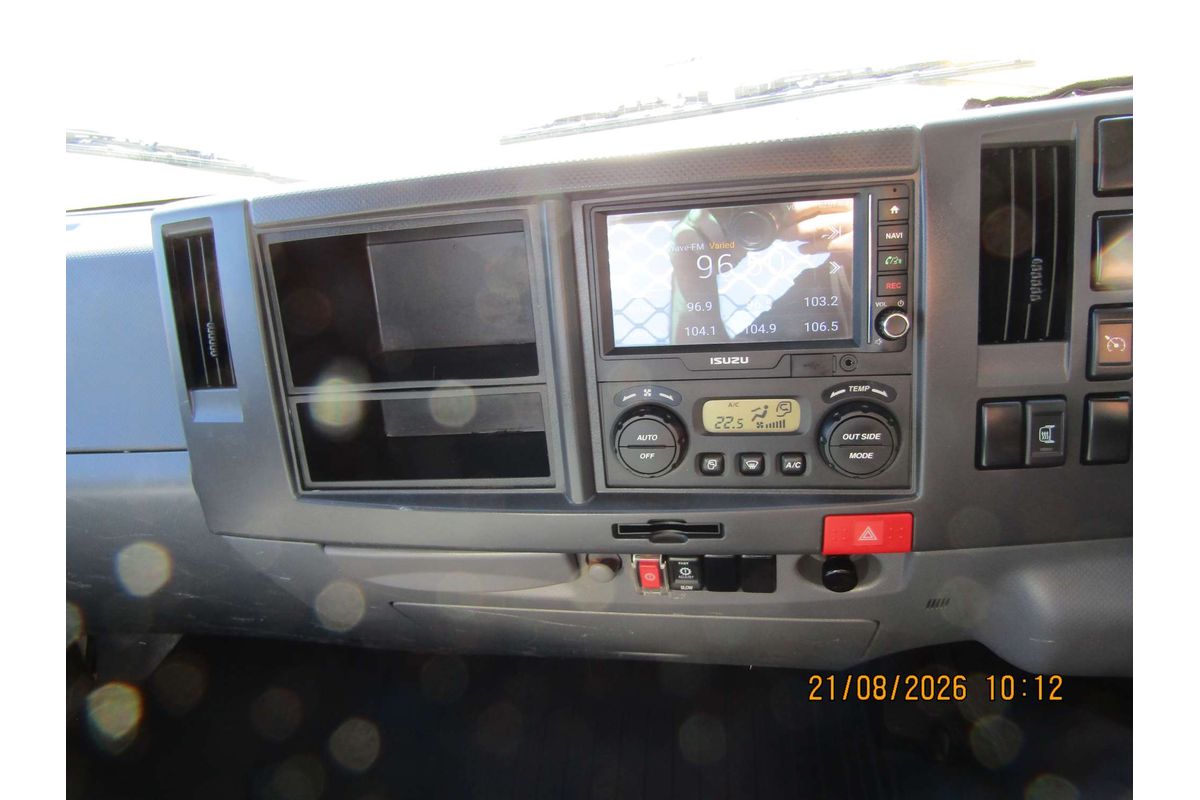 2019 Isuzu NPR 45/55-155 (MWB) N MY18 REAR WHEEL DRIVE image 5