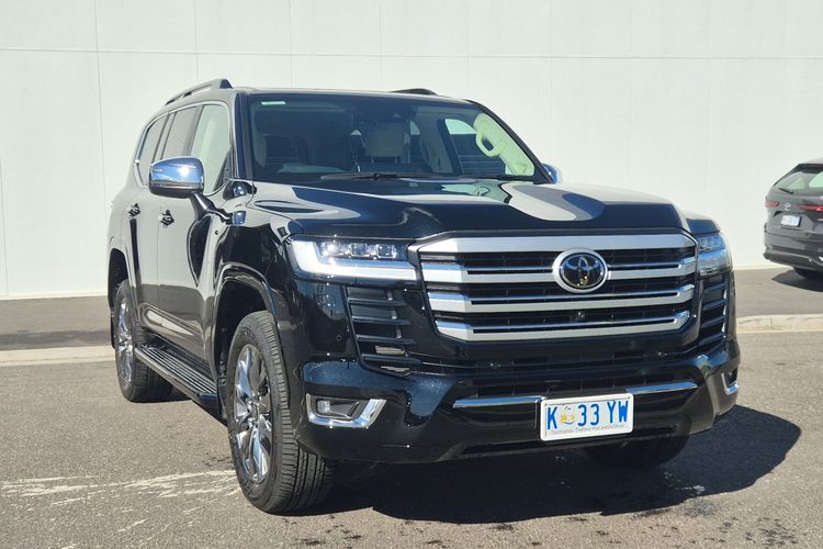 2022 Toyota Landcruiser Sahara ZX FJA300R