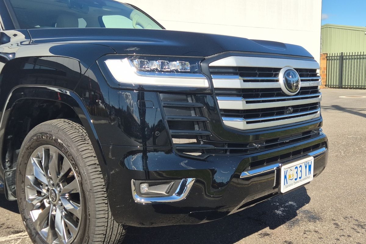 2022 Toyota Landcruiser Sahara ZX FJA300R
