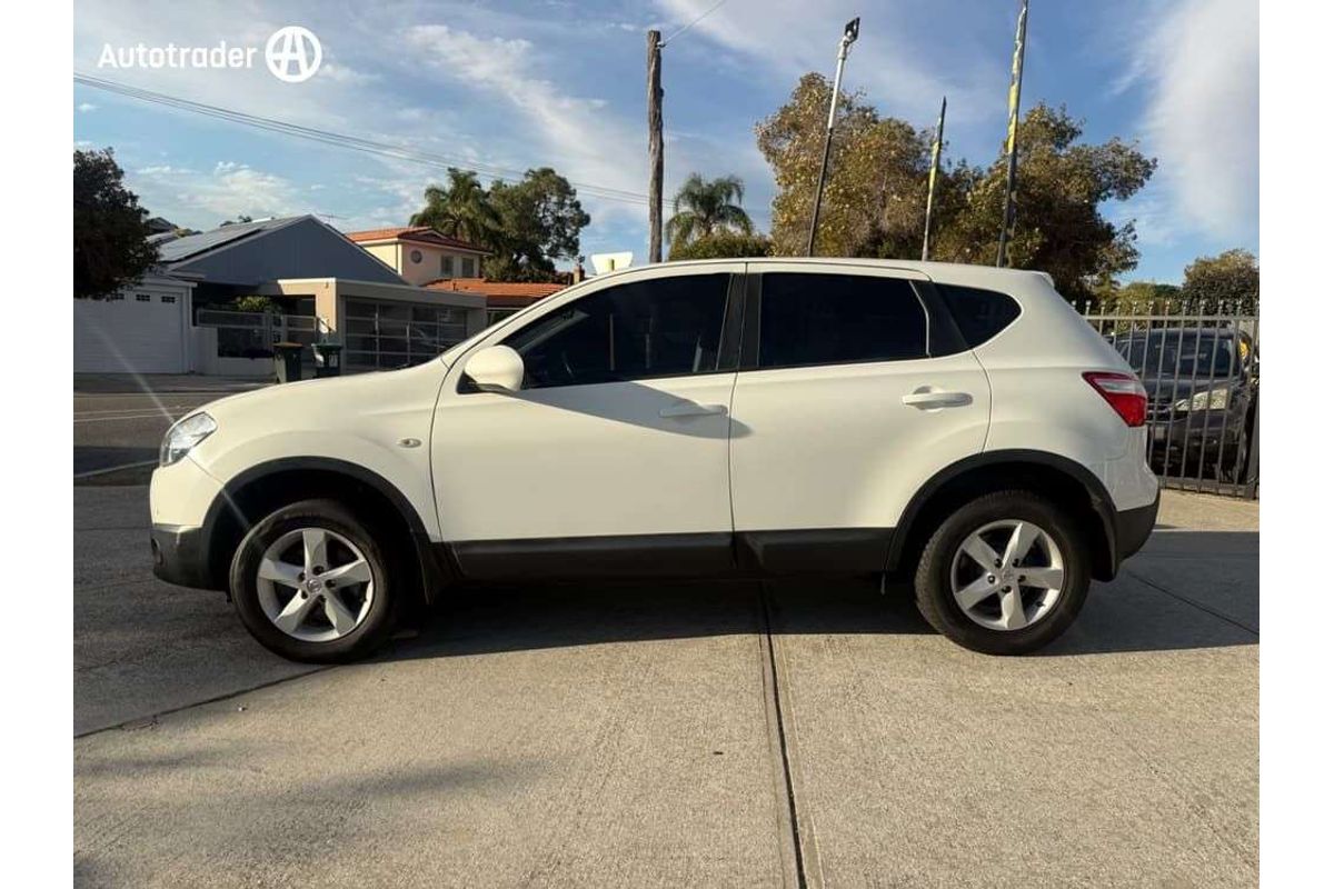 2013 Nissan Dualis ST J10 Series 3