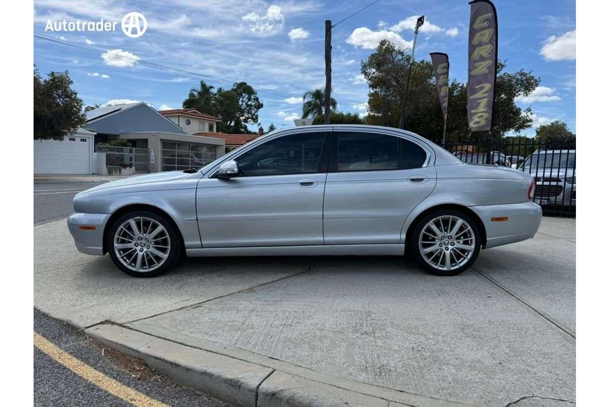 2008 Jaguar X-Type LE X400