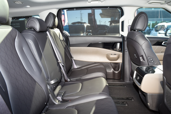 2026 Kia Carnival GT-Line KA4 PE thumb-6