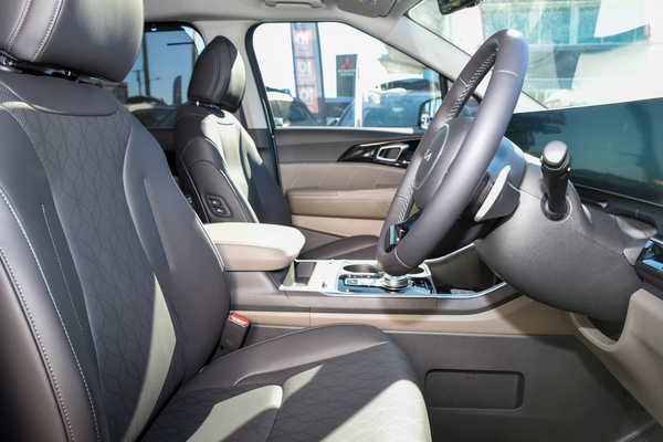 2026 Kia Carnival GT-Line KA4 PE thumb-7