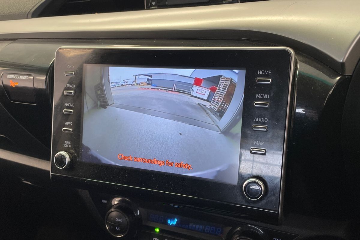 2022 Toyota Hilux SR5 GUN126R 4X4