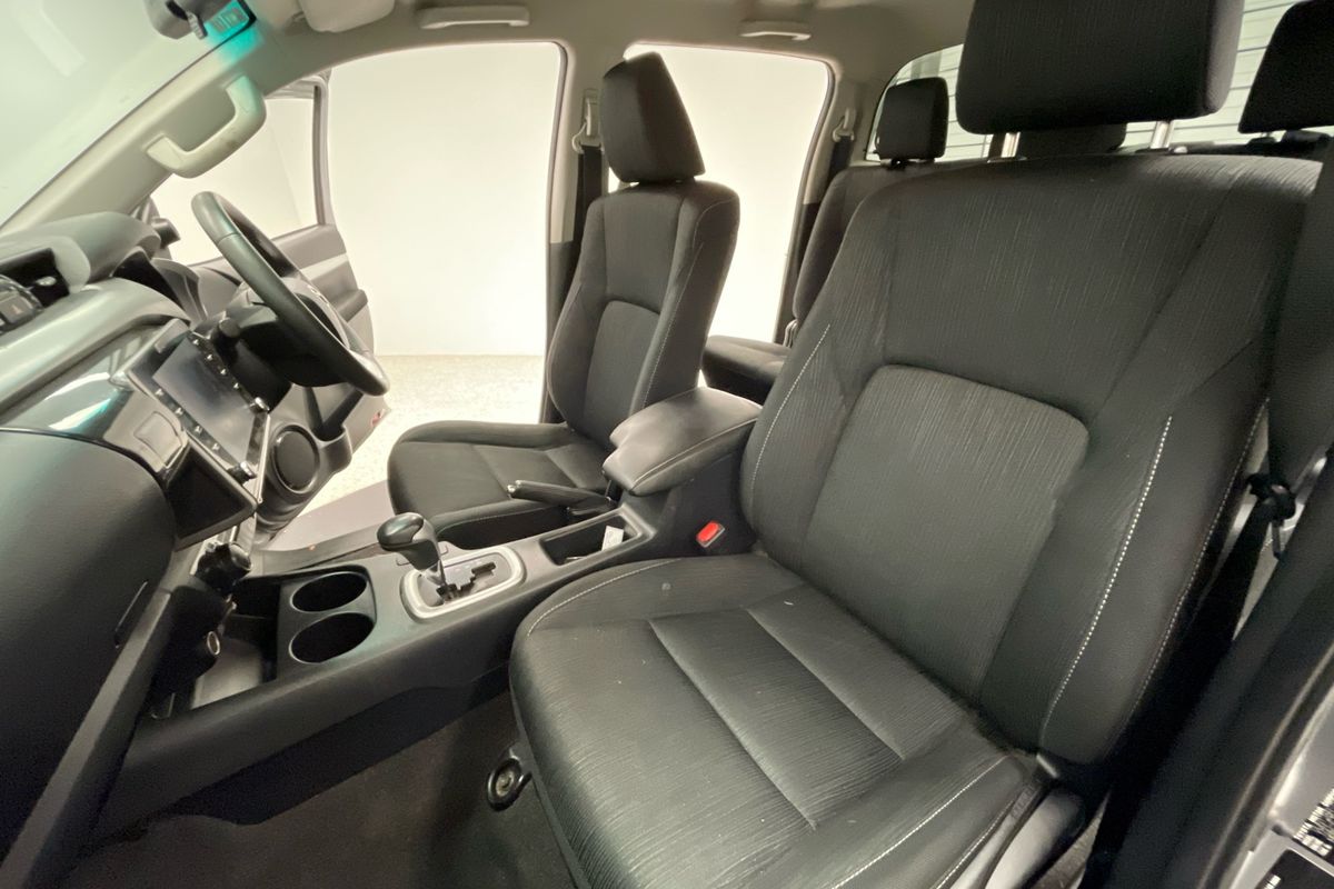 2022 Toyota Hilux SR5 GUN126R 4X4
